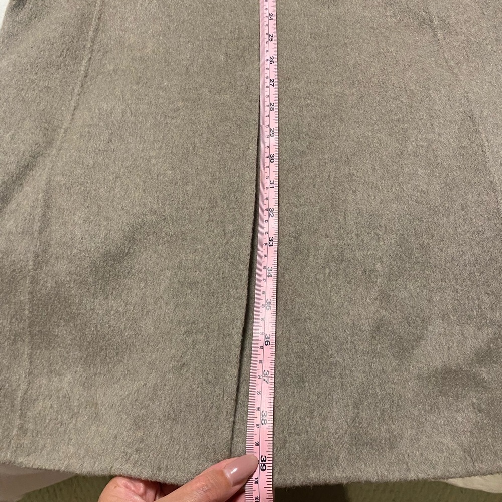Theory Coat - Pristine Condition - Picture 6 of 9